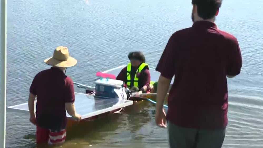 California students compete in solar-powered boat race in Sacramento County