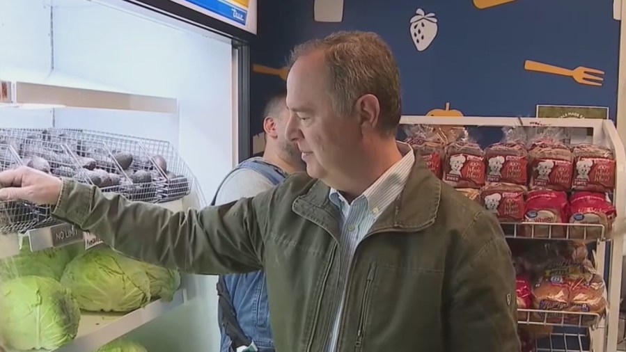 Senator Adam Schiff tours Feeding San Diego