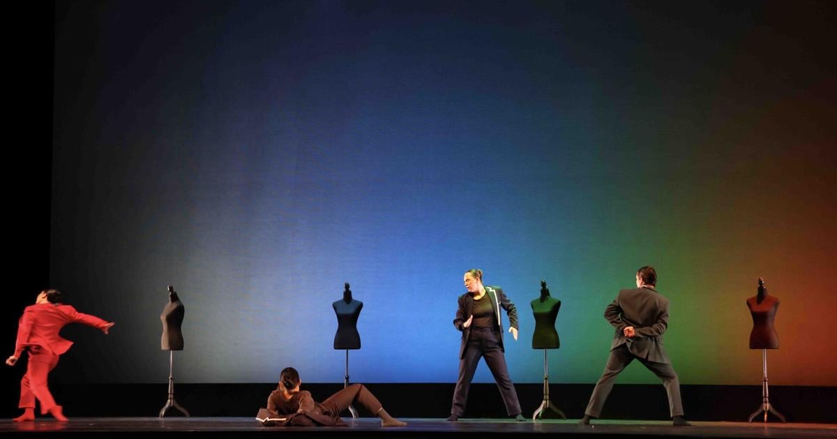 Creative crafts enliven unthemed CSUF Spring Dance Theatre | Lifestyle