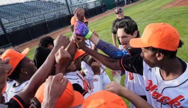The Oakland high school that produced Frank Robinson and others fights to keep baseball alive | Professional