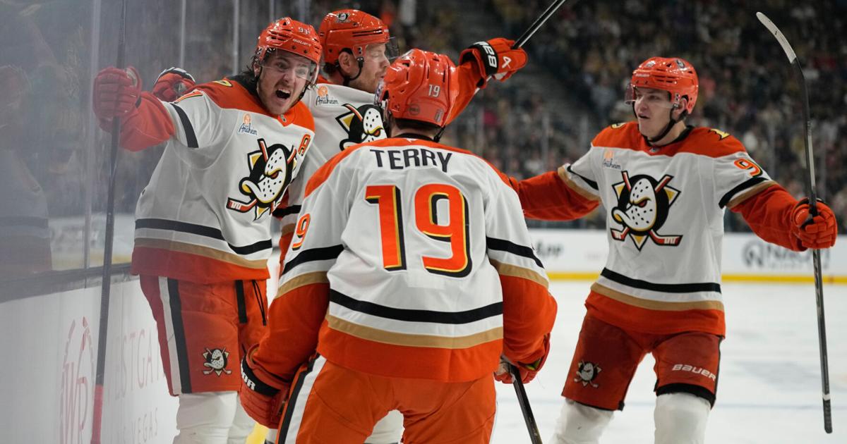 Anaheim Ducks are learning to thrive in playoff pressure heading into Game 3 vs Golden Knights | Sports