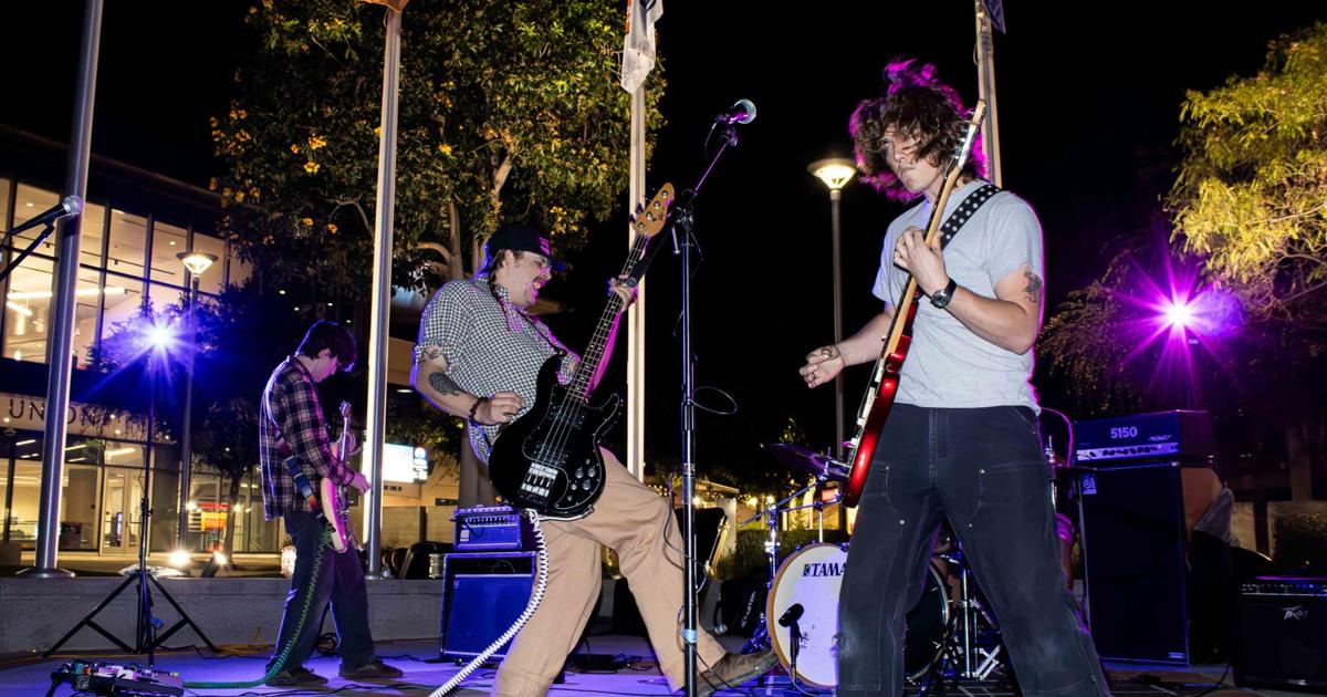 CSUF campus radio station gives Titans an alternative to studies | Lifestyle