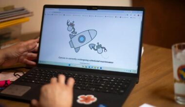 California colleges went big on online learning tools. Then the worst happened | News