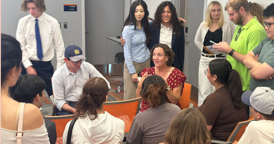 Katie Porter says community college is California’s crown that holds the jewels | Front