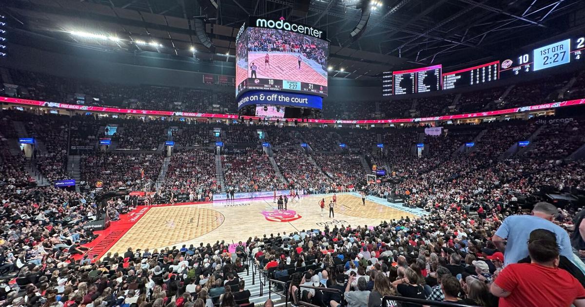 Megan Gustafson scores 22 as Fire beat Fever 100-84 | Sports