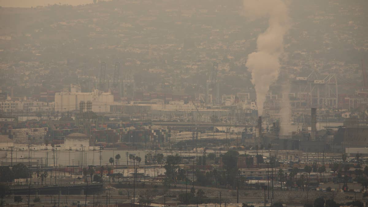 Thousands Told To ‘Close Windows and Doors’ in California, Arizona