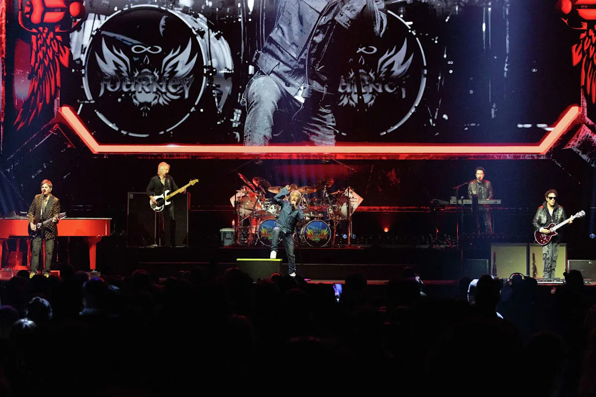 Journey adds San Francisco finale to farewell tour as tensions within band persist