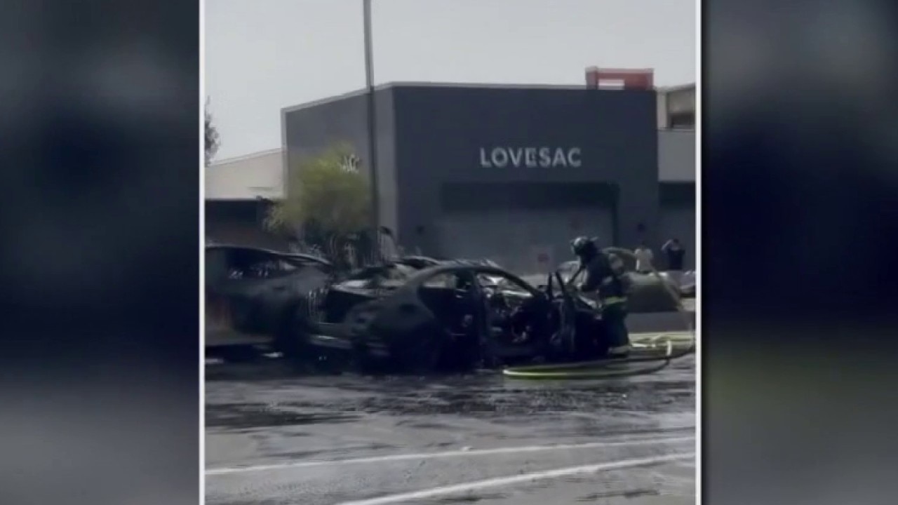 Woman dies in San Jose multi-car crash