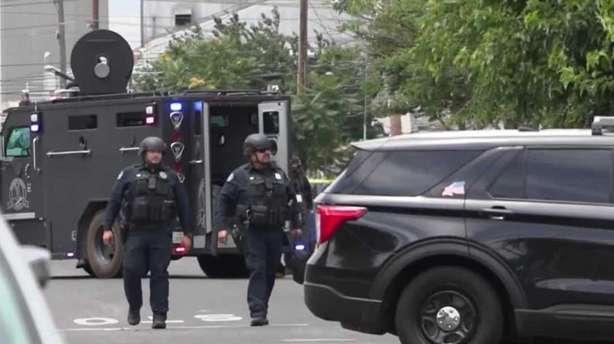 Modesto triple stabbing leaves 2 women, infant dead