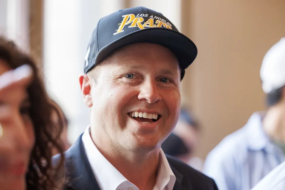 Spencer Pratt speaks with supporters as his campaign gains momentum in the final days leading into the June 2 election. Jonathan Alcorn for CA Post