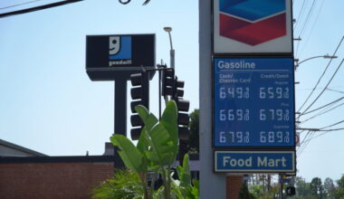 A Los Angeles gas station on April 30, 2026. Californians are reckoning with surging gas prices—the highest nationwide according to data from the motor club, AAA. Gasoline prices have surged as the war in Iran continues. Credit: Steven Rodas/Inside Climate News