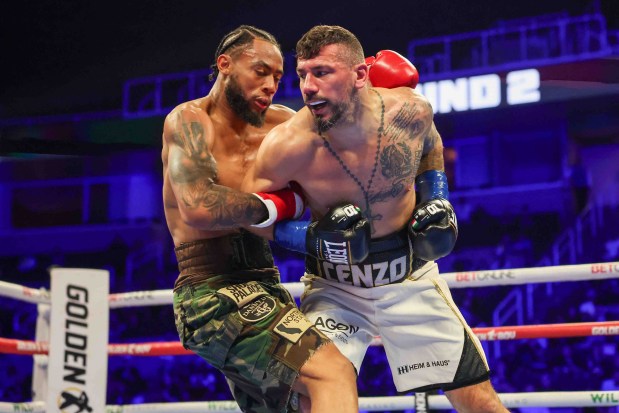 Amari Jones, of Oakland, and Vincenzo Gualtieri, of Germany, fight during the second round of their 12-round IBF title eliminator bout at the SAP Center in San Jose, Calif., Friday, May 22, 2026. Jones won by KO in the third round. (Ray Chavez/Bay Area News Group)
