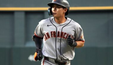 SF Giants' Jung Hoo Lee, Willy Adames exit Monday's game due to injury