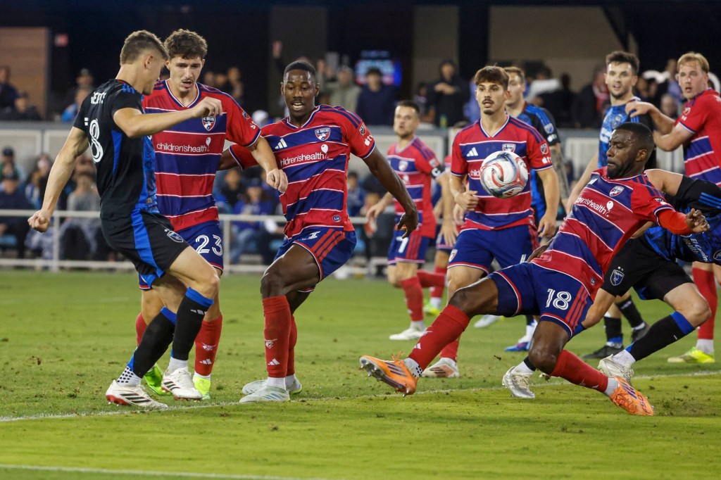 San Jose Earthquakes allow late goal in loss to FC Dallas