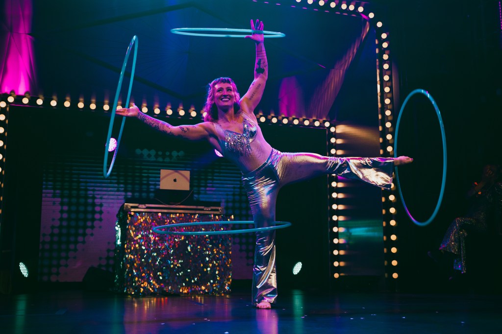 Circus Bella brings it joyful high-flying romp 'Ah Ha' to the East Bay
