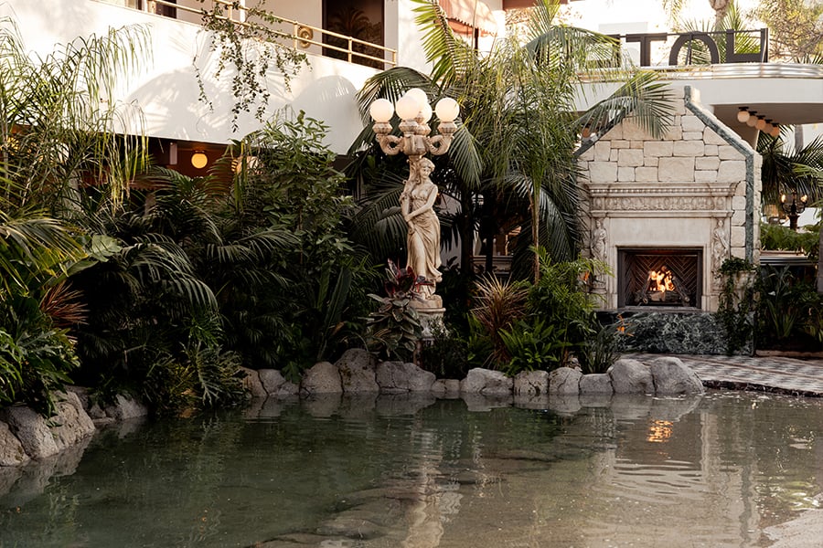Baby Grand Hotel Exterior