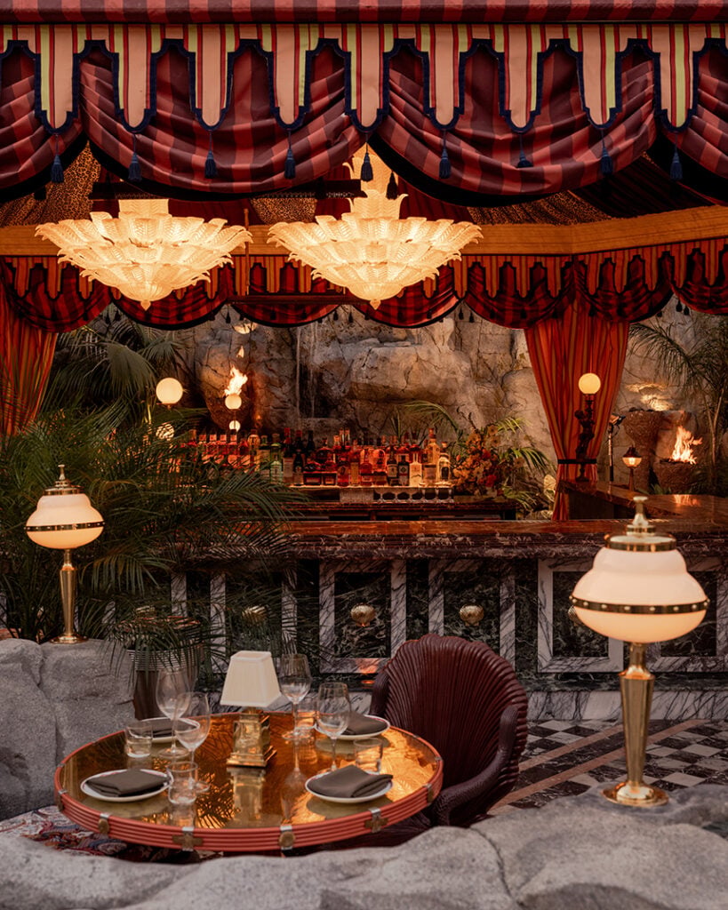 Baby Grand Hotel Night Hawk