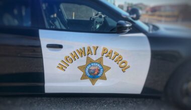One dead in crash involving big rig on I-880