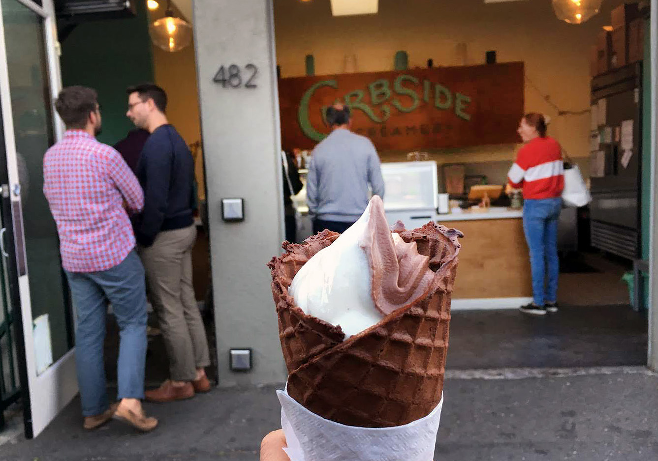 Curbside churns up controversy over Taste of Temescal proceeds
