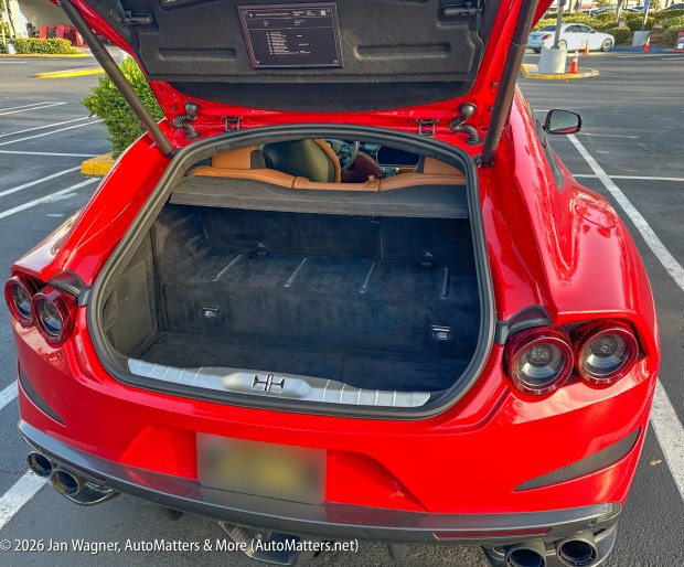 Cargo compartment of 2019 Ferrari GTC4Lusso(Jan Wagner)