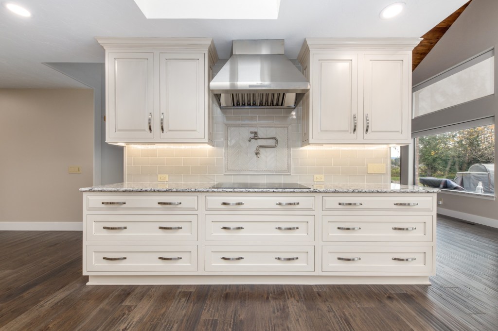 Belle Design Collective offers custom cabinet design for kitchens, bathrooms – San Diego Union-Tribune