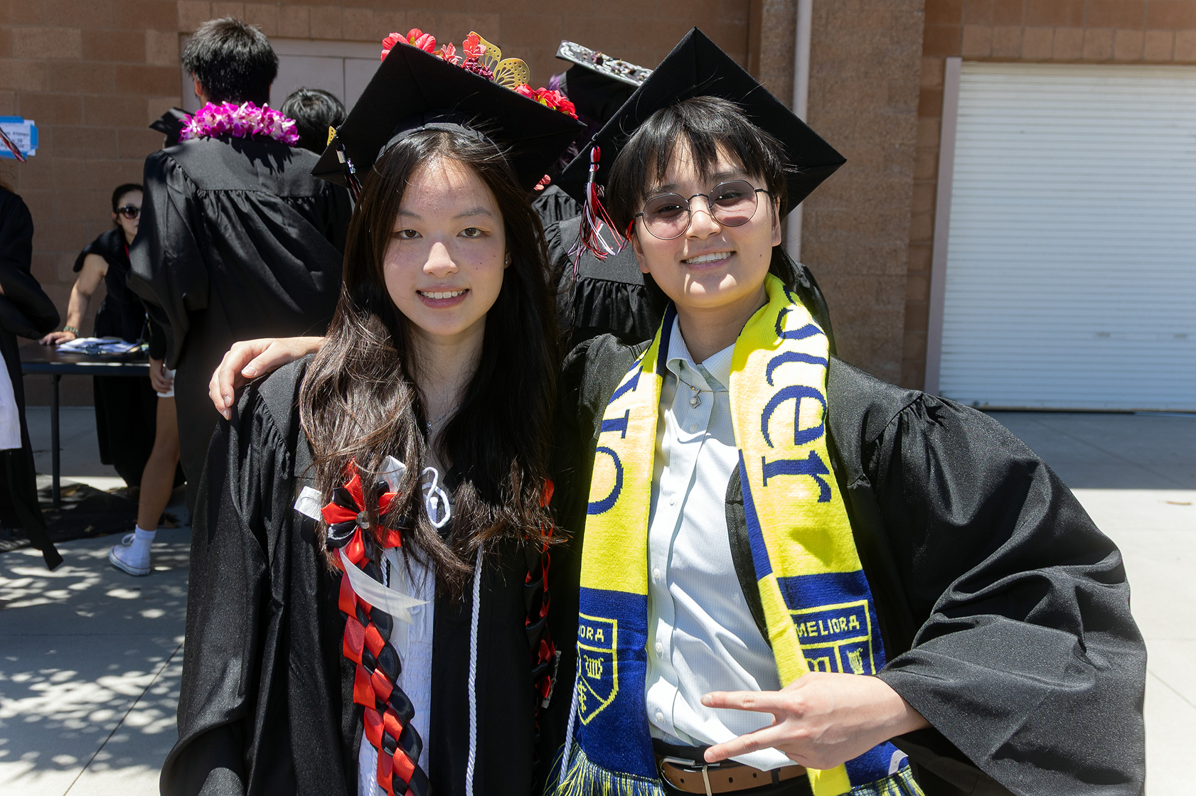 Yiwen Liang, Valerie Hong (Jon Clark)