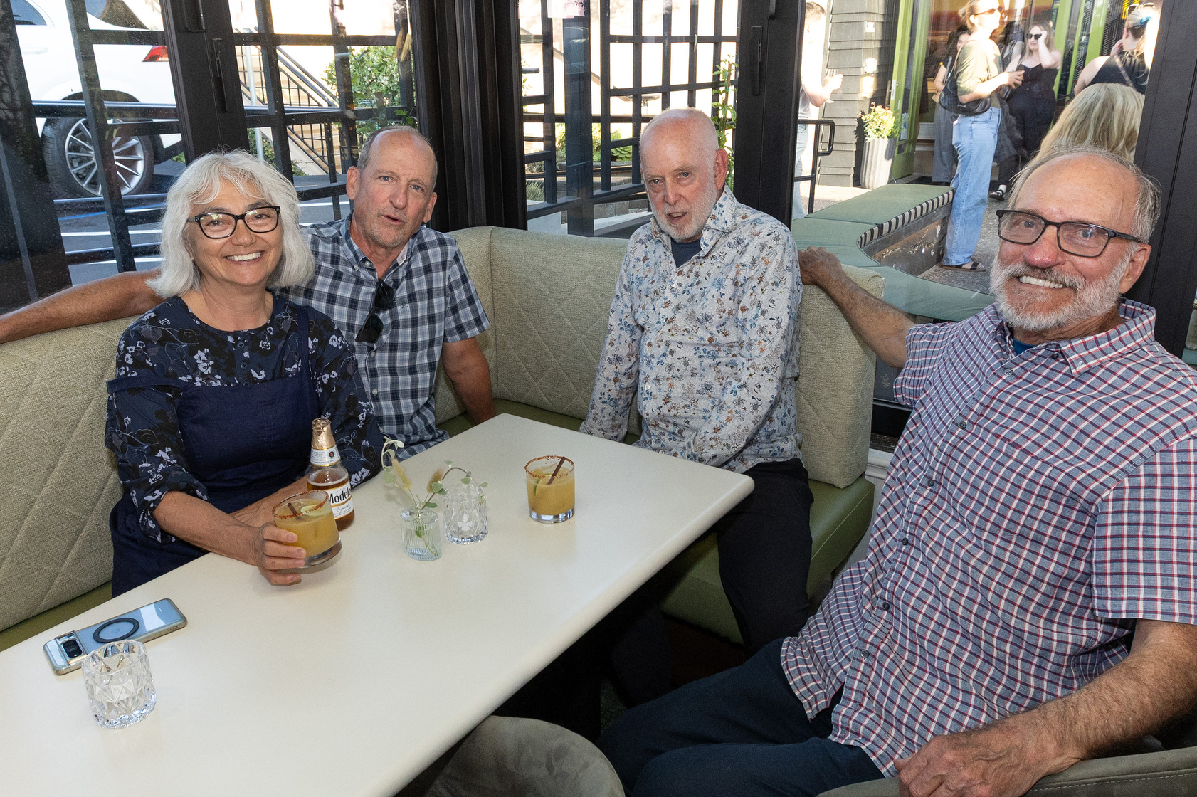 Betty Wheeler, Patrick Gaffney, Ivan Gayler, Dwight Worden (Jon Clark)