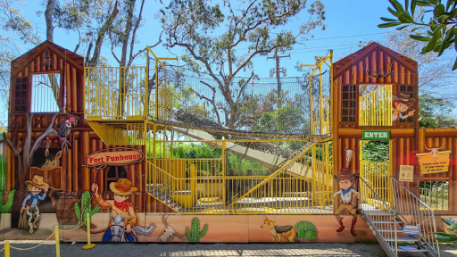 Funderland Amusement Park