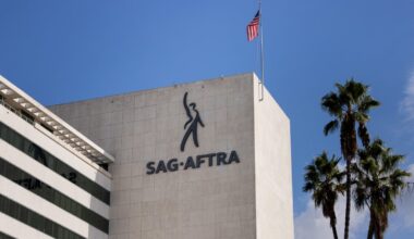 SAG-AFTRA reaches tentative deal with major studios – NBC Los Angeles
