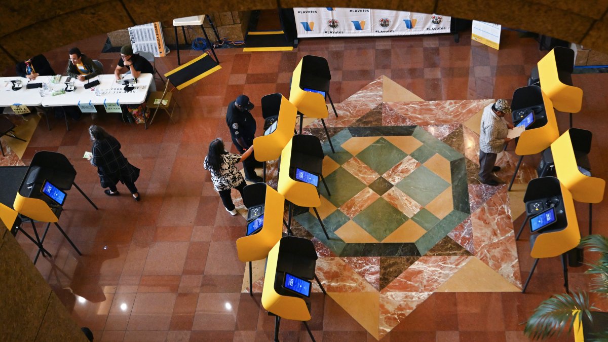 Hundreds of vote centers are open in LA County. Find one near you – NBC Los Angeles
