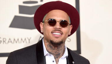 Man arrested at Chris Brown’s Tarzana home for trespassing  – NBC Los Angeles