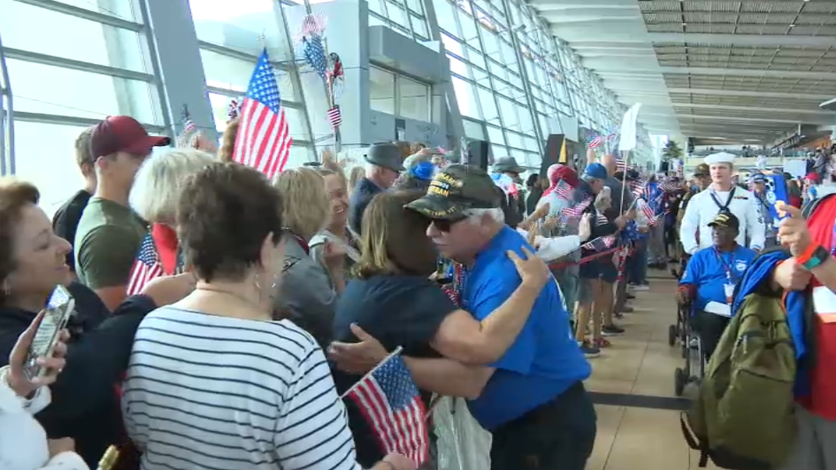 San Diego veterans welcomed home after taking Honor Flight to Washington, D.C. – NBC 7 San Diego
