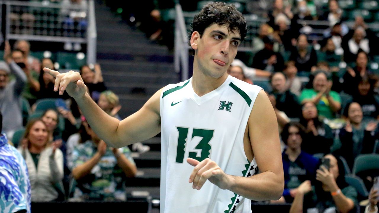 Hawaii setter Tread Rosenthal flashed shakas during a ring ceremony for UH's 2025 Big West championship after a match against NJIT at the Stan Sheriff Center on Jan. 4.