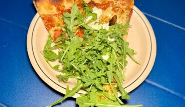 Review: Apollonia’s Pizzeria Embodies the Los Angeles Slice Shop