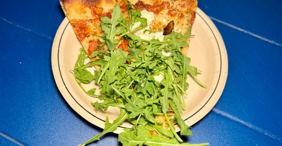 Review: Apollonia’s Pizzeria Embodies the Los Angeles Slice Shop