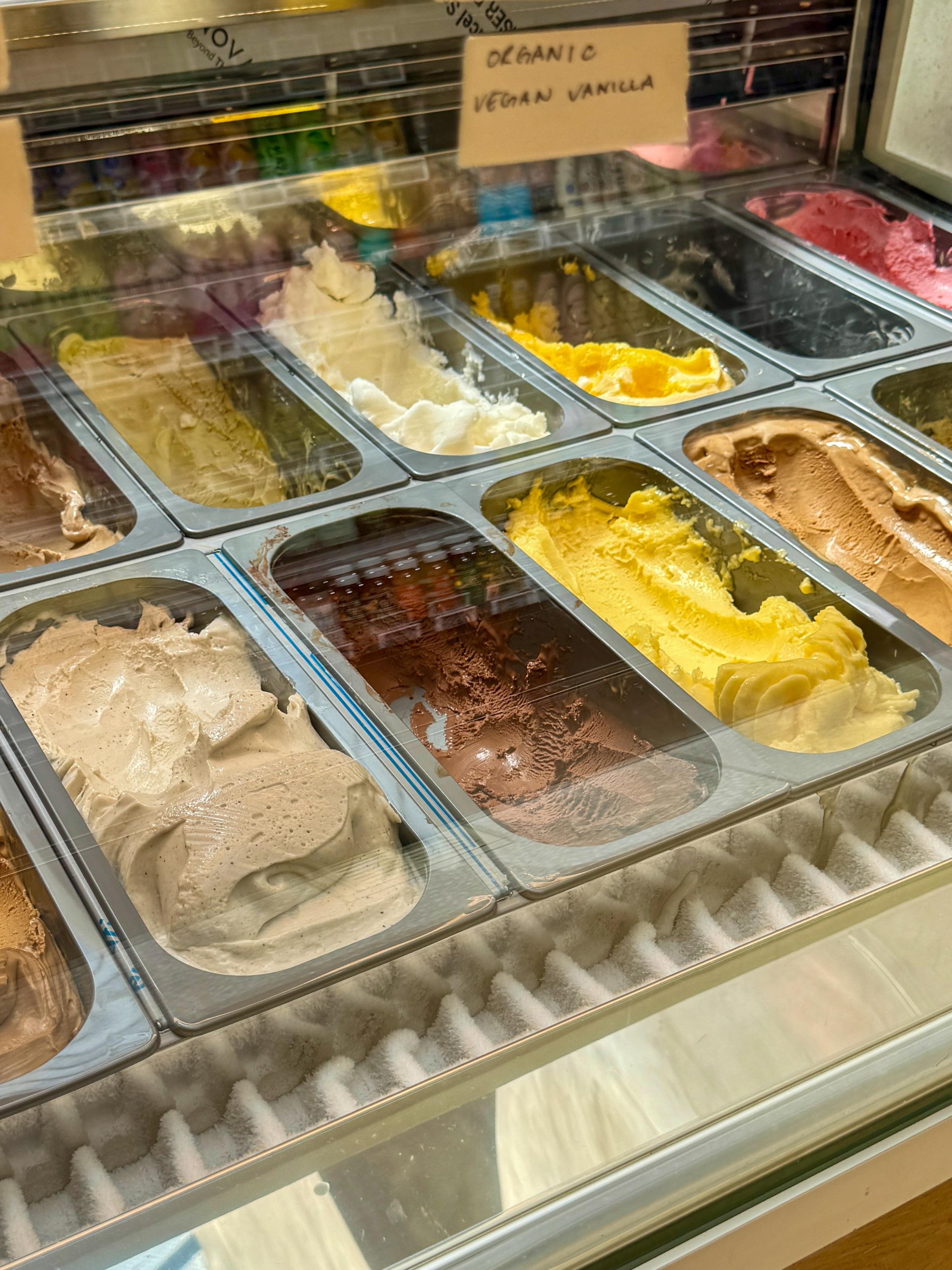 Cold case of gelato at Laurel Supply.