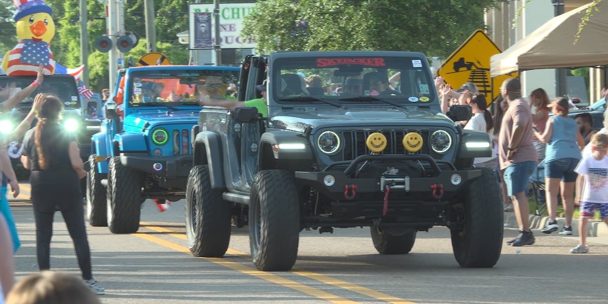 Jeepin the Coast parade rolls through Long Beach