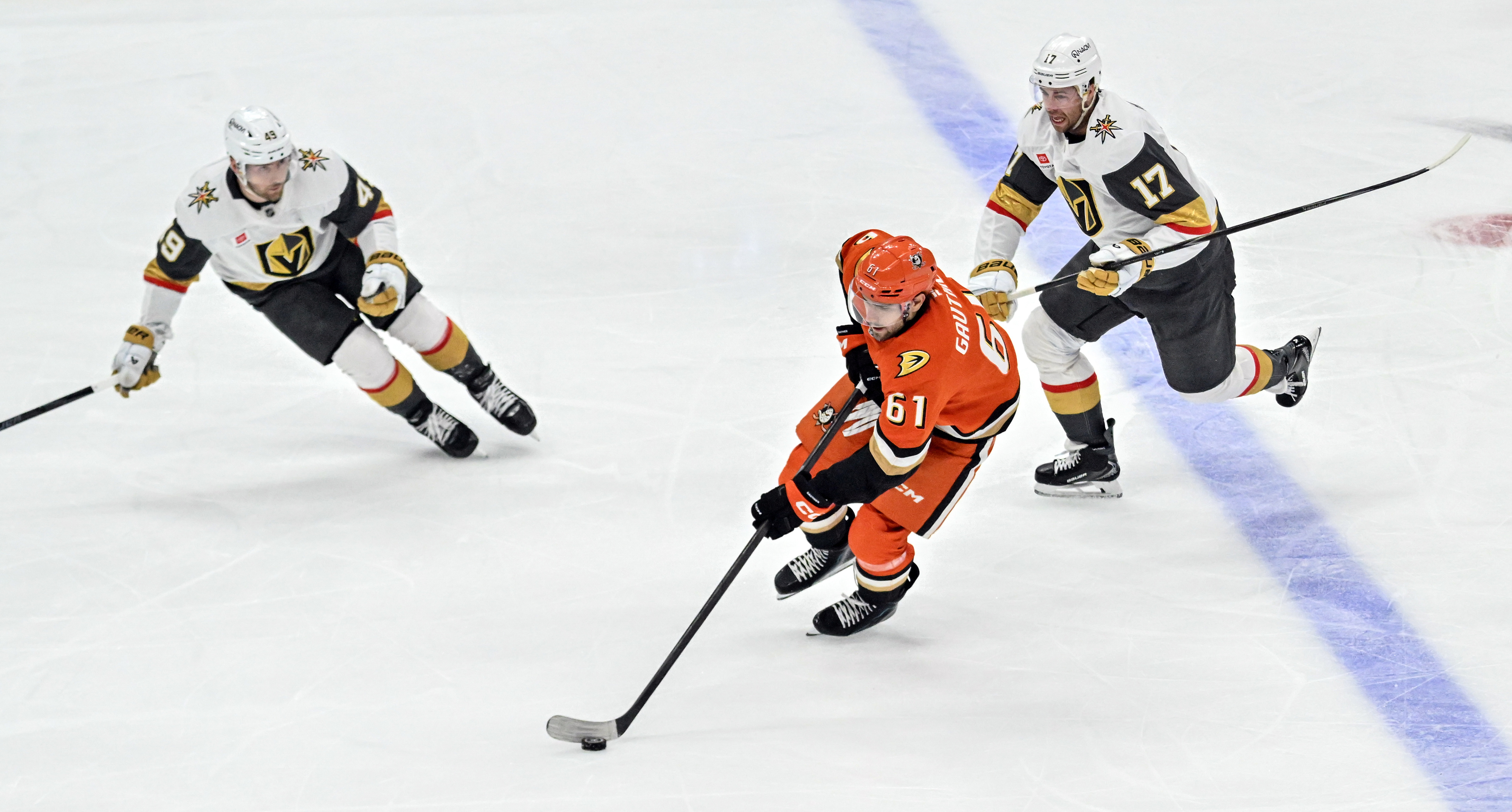 ‘The Ducks Cutter Gauthier (61) controls the puck against the...