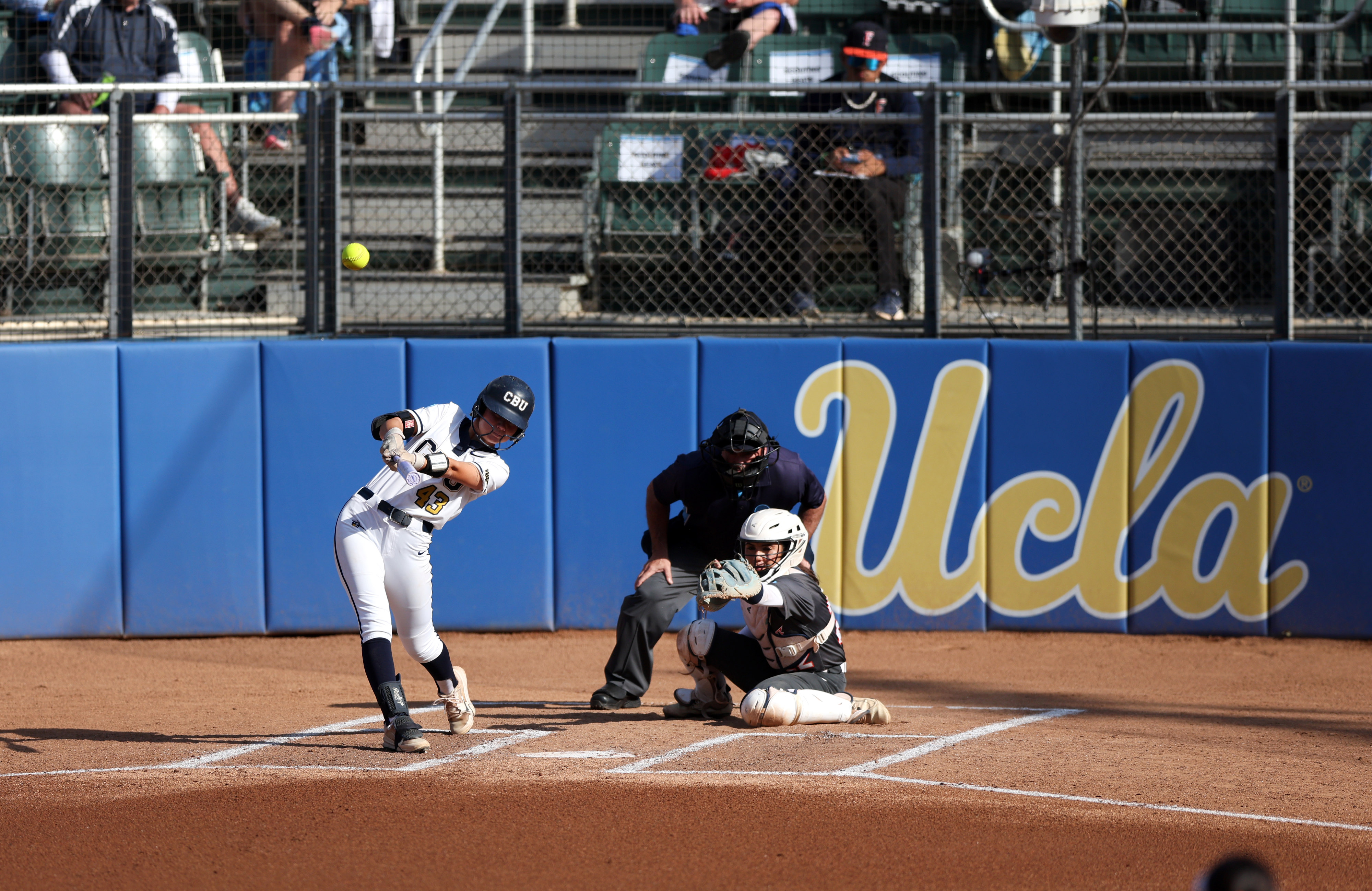 California Baptistâs Kenzie Farrier-Pilon (43) pops up the ball during...