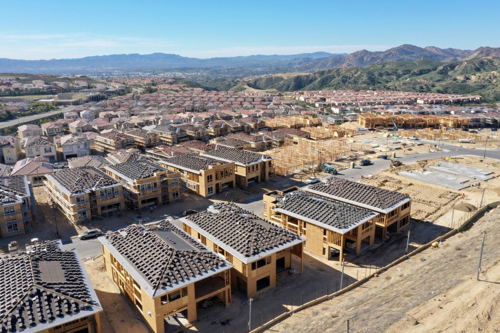 Henry Mantel: Single-family zoning is the anchor dragging Los Angeles down – Daily News