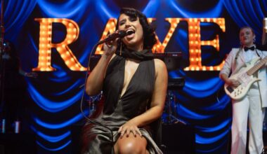 Raye thrills the Greek Theatre with songs of heartache and hope – Press Telegram