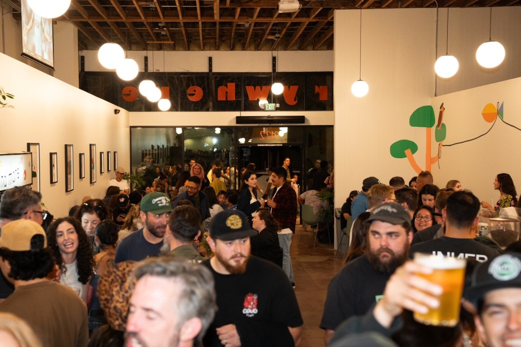 Los Angeles Union Station adds brewery to a historic 1930s room – Daily News
