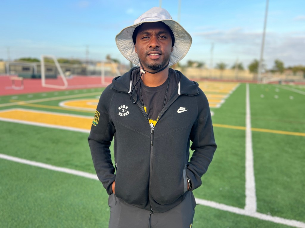 Travon Patterson is excited to be ‘back home’ with Long Beach Poly football – Press Telegram