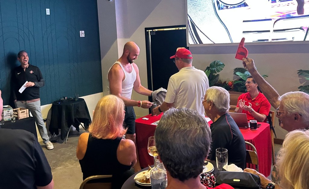 Aztecs coach Sean Lewis gives shirt off his back to bring fans to Snapdragon Stadium