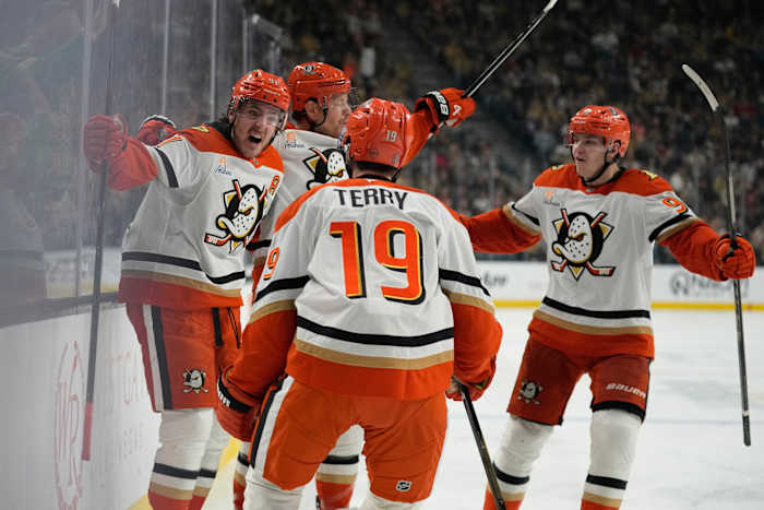 Anaheim Ducks are learning to thrive in playoff pressure heading into Game 3 vs Golden Knights