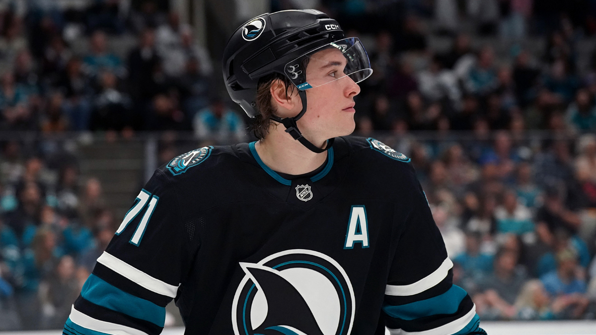 Sharks star Macklin Celebrini not 2025-26 Hart Trophy finalist – NBC Sports Bay Area & California