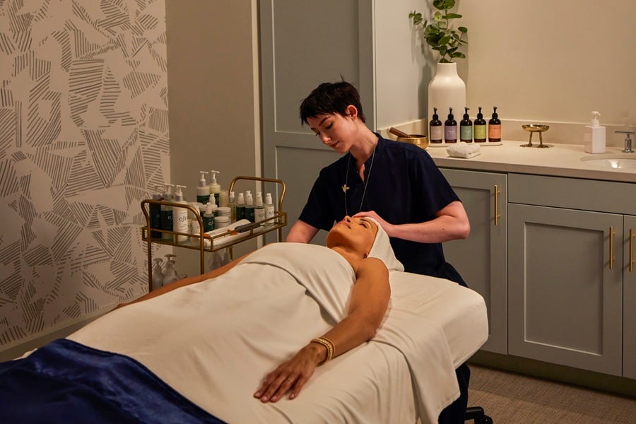 Shiftwave Express Reset treatment at Sunny's Spa