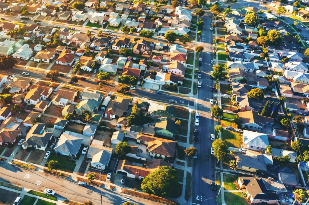 Young adults own just 11% of Los Angeles-OC homes, a national low – Daily News