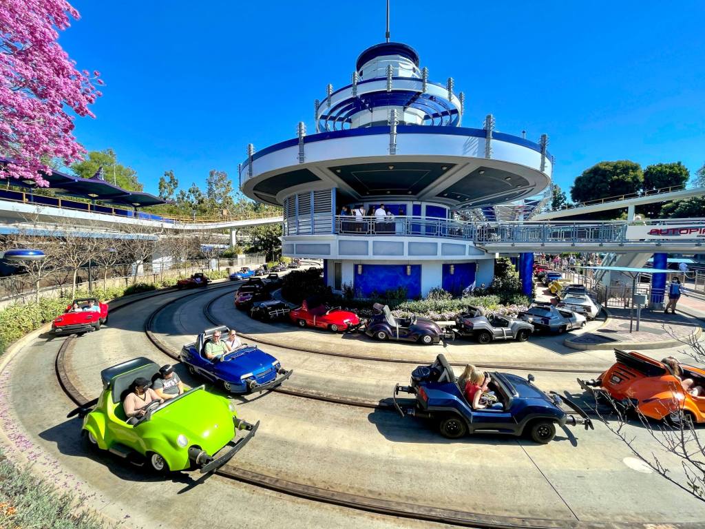 Disneyland to launch electric Autopia cars in early 2027 – Orange County Register