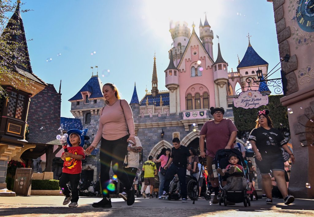 Disneyland hit with $5 million lawsuit over use of facial recognition technology – Pasadena Star News